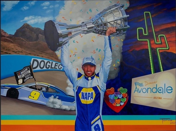 Artist Lucretia Torva creates “Winning” Mural for NASCAR and the City of Avondale 1