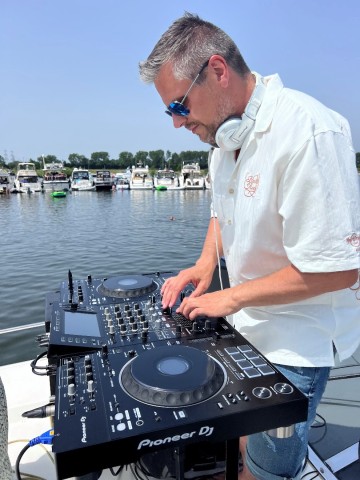 DJ SOULFLVR set waterways of the Netherlands on fire with his lit beats at YachtSoul Festival 13