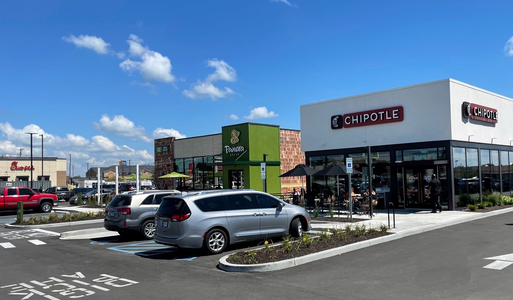 Hanley Investment Group Arranges $9 Million in Record-Breaking Single-Tenant QSR Drive-Thru Pre-Sale Transactions in Indianapolis Metro 1