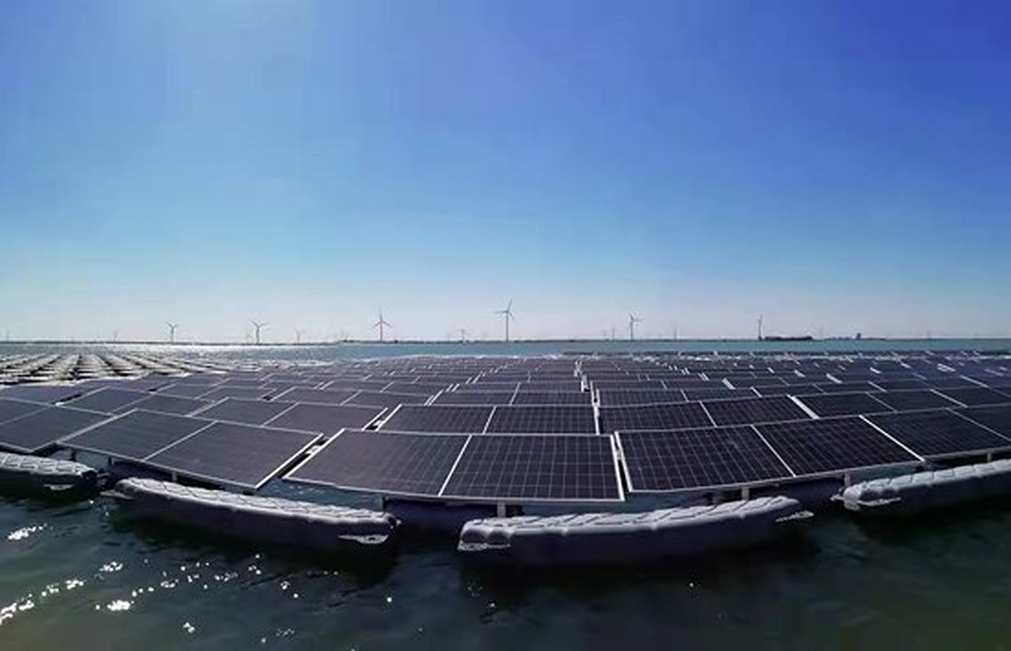 The world’s first deep-sea scenery floating photovoltaic project in the same field sent the first electricity in Shandong 1