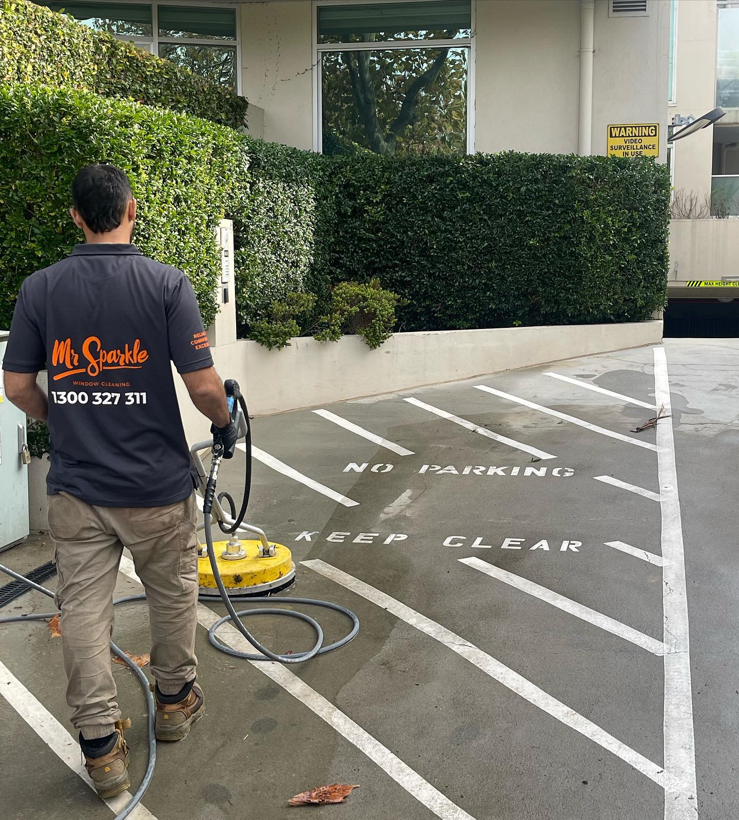 Mr. Sparkle Window Cleaning & Pressure Washing – Setting the Gold Standard in Pressure Cleaning in Melbourne 1